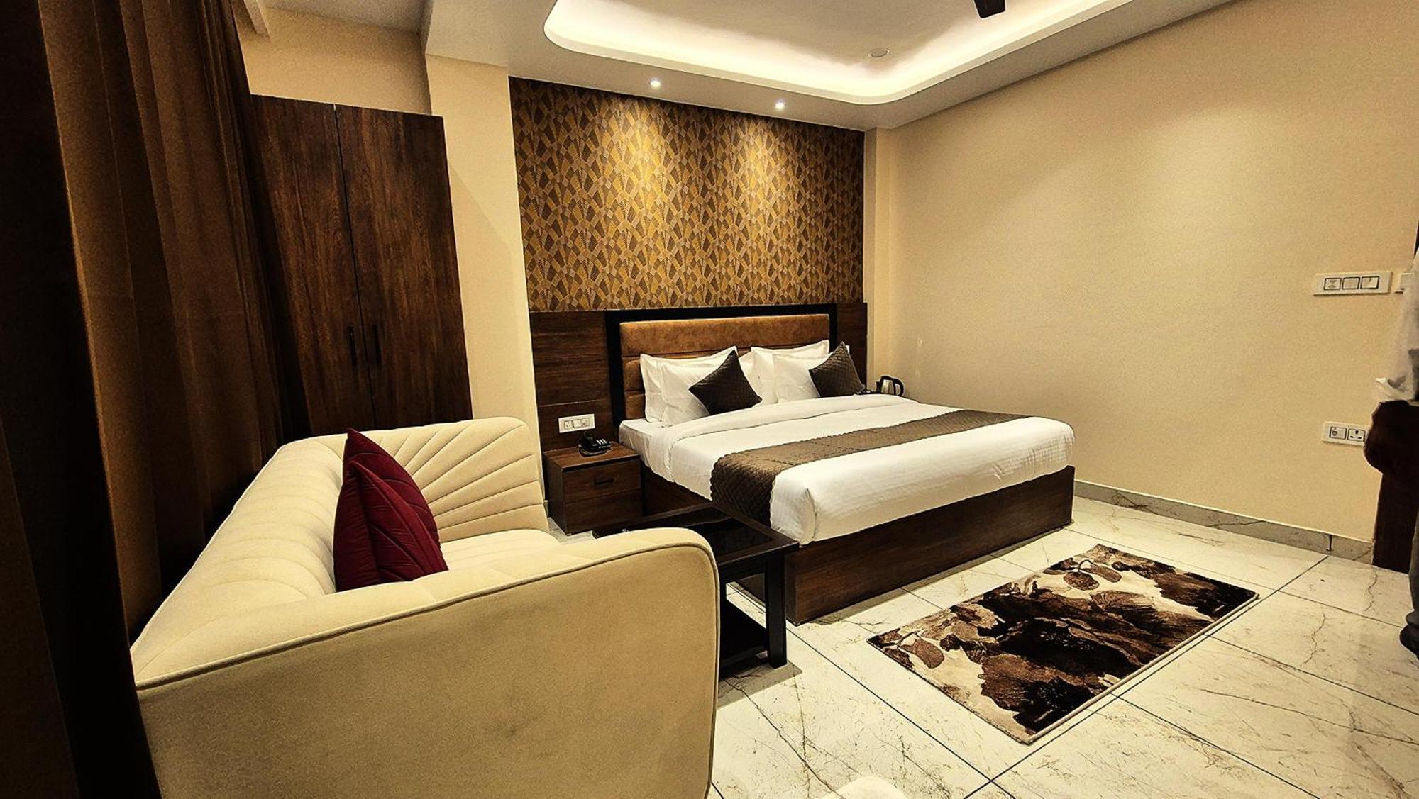 Hotel Hari Dhara, 100 Meters From Har-Ki-Pauri Haridwār Extérieur photo
