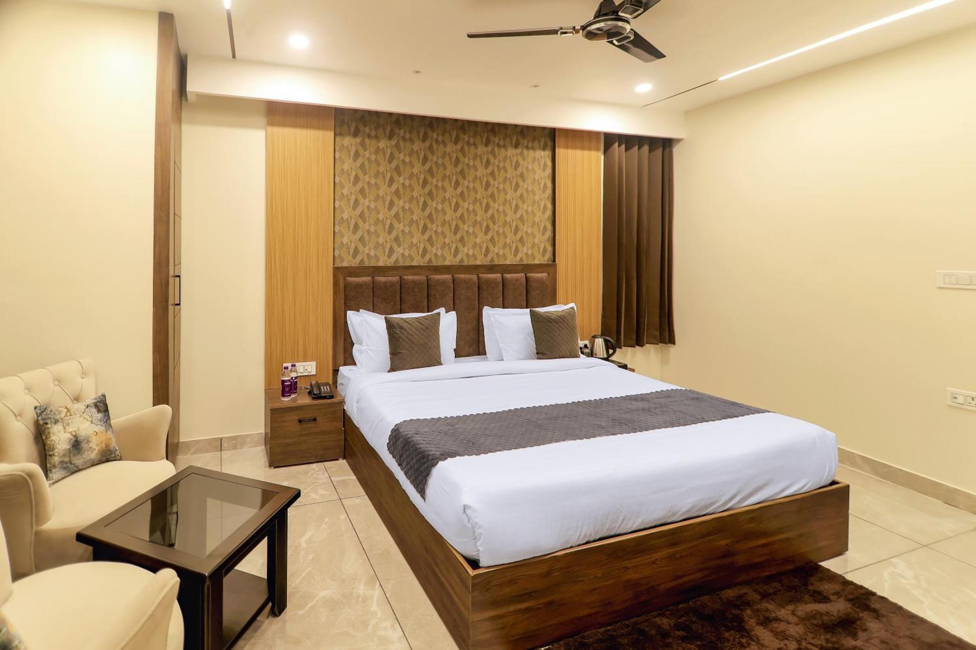 Hotel Hari Dhara, 100 Meters From Har-Ki-Pauri Haridwār Extérieur photo