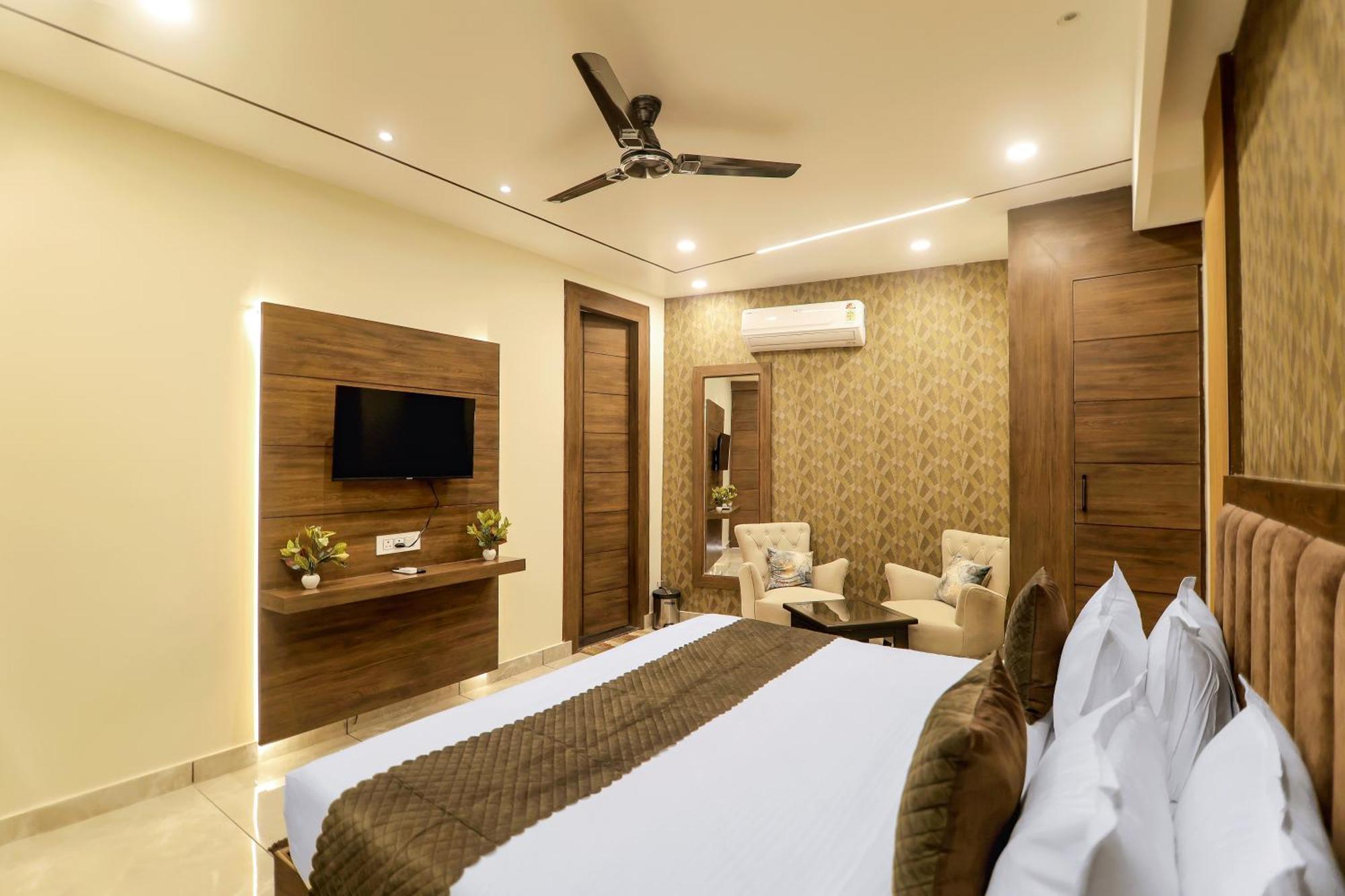 Hotel Hari Dhara, 100 Meters From Har-Ki-Pauri Haridwār Extérieur photo