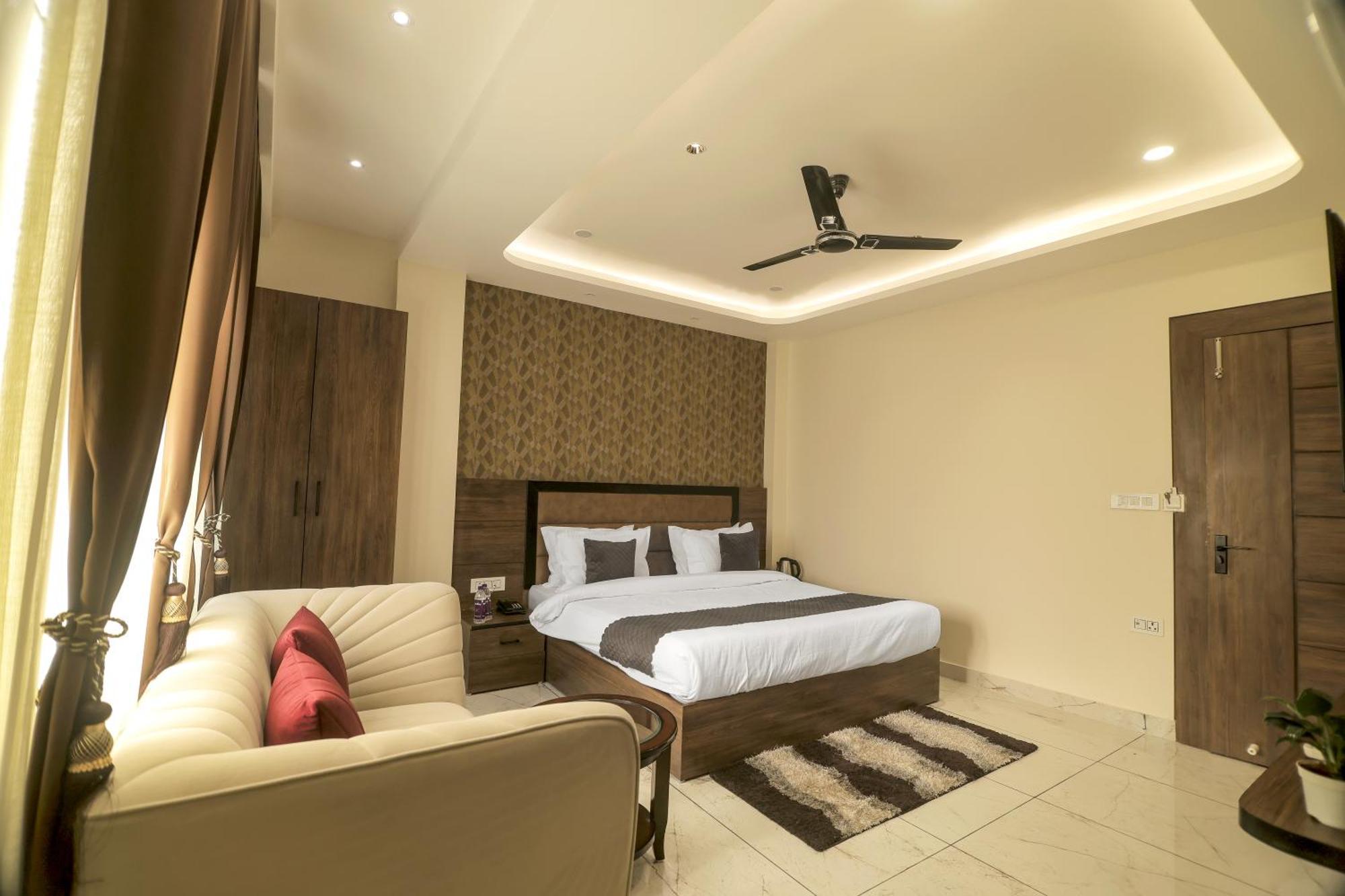 Hotel Hari Dhara, 100 Meters From Har-Ki-Pauri Haridwār Extérieur photo