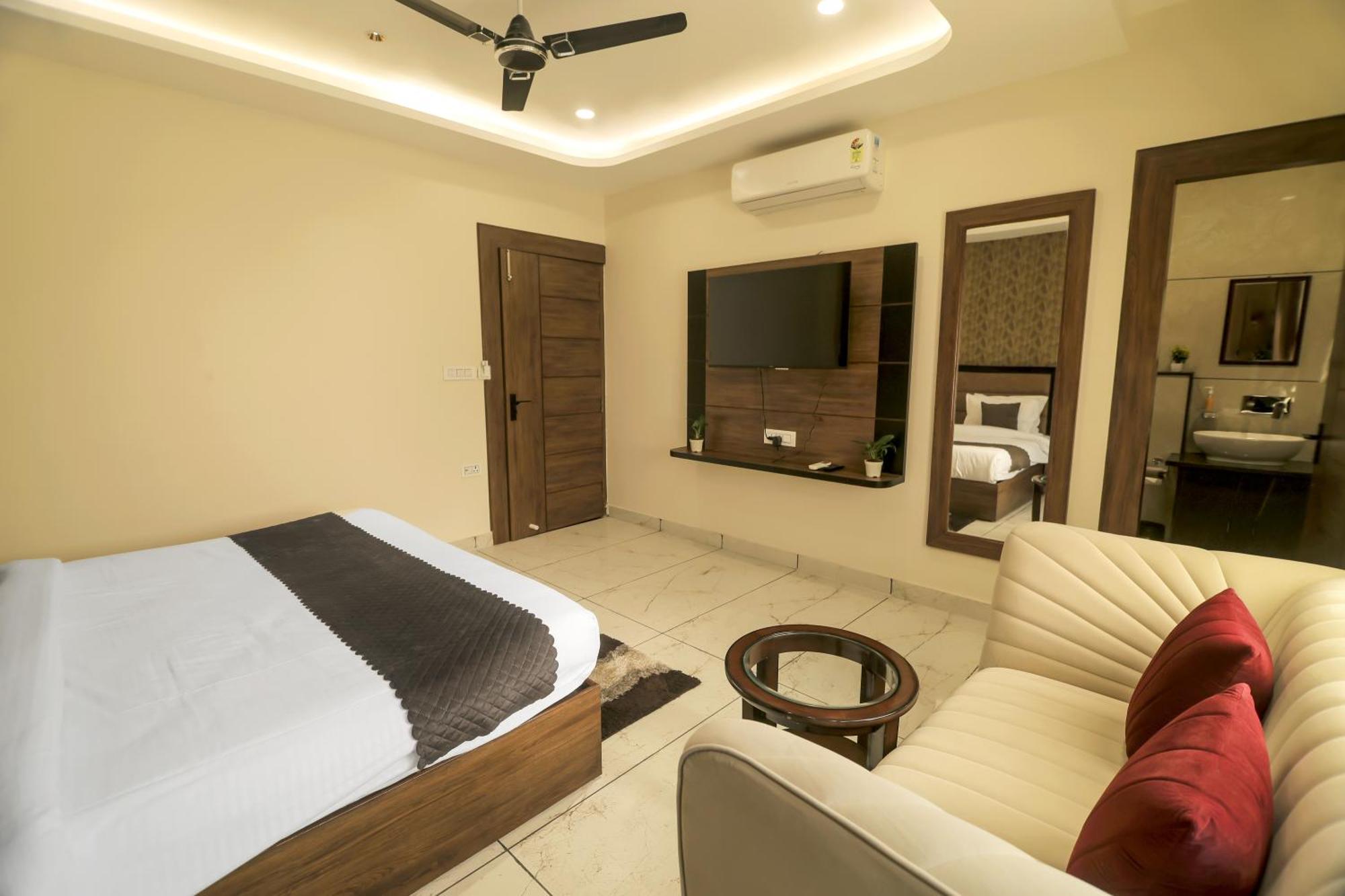 Hotel Hari Dhara, 100 Meters From Har-Ki-Pauri Haridwār Extérieur photo