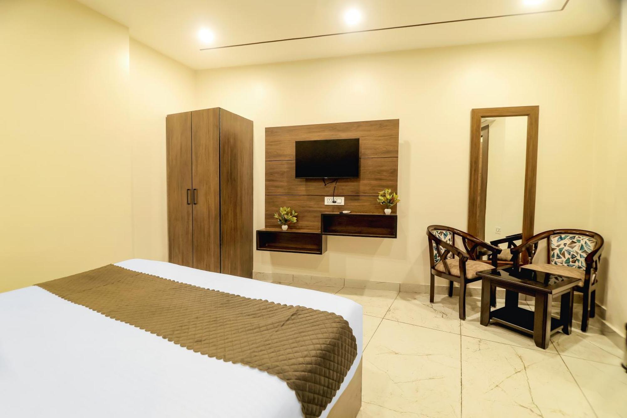 Hotel Hari Dhara, 100 Meters From Har-Ki-Pauri Haridwār Extérieur photo
